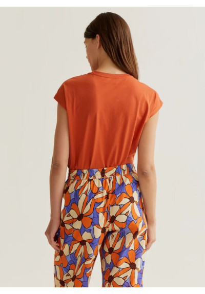 CAMISETA NARANJA BOLSILLO