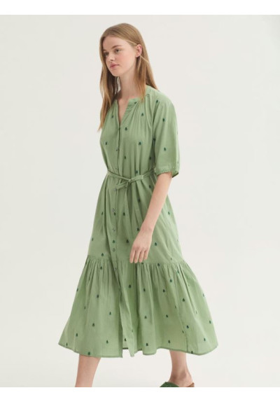 VESTIDO CON BORDADO