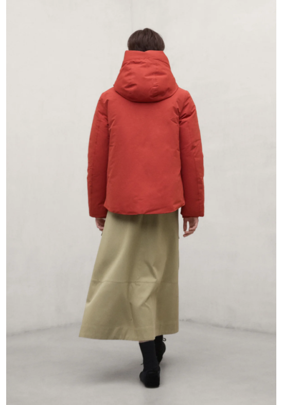 CHAQUETA MAKA