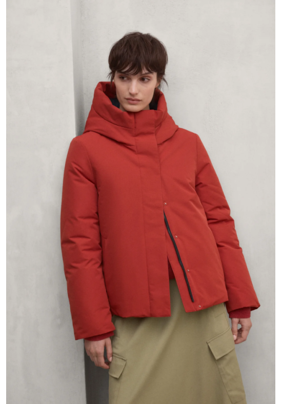 CHAQUETA MAKA