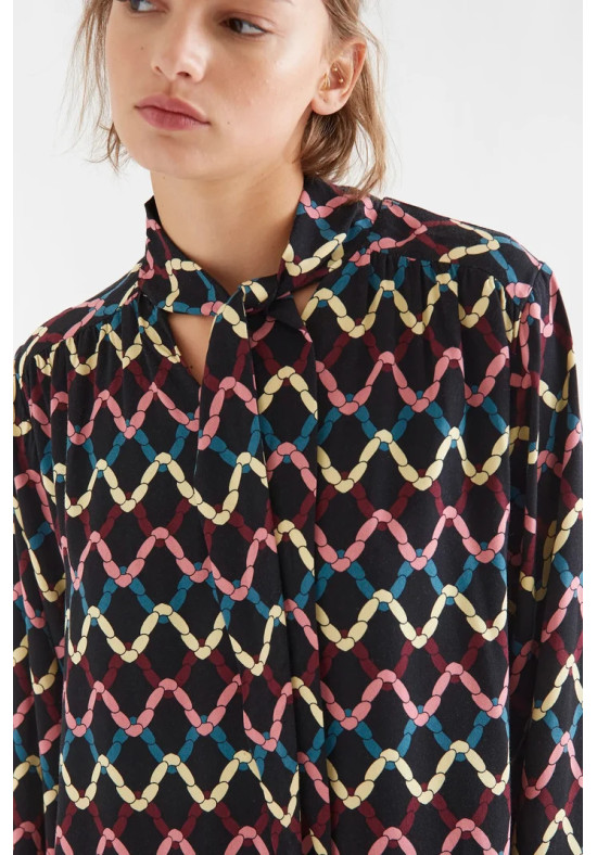 VESTDO GEOMETRIC